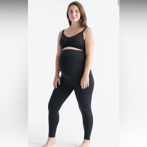 Knix Black Seamless Maternity Leggings, Size Small